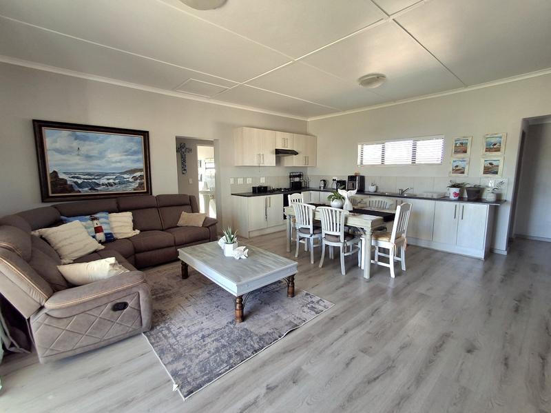 3 Bedroom Property for Sale in Britannia Bay Western Cape